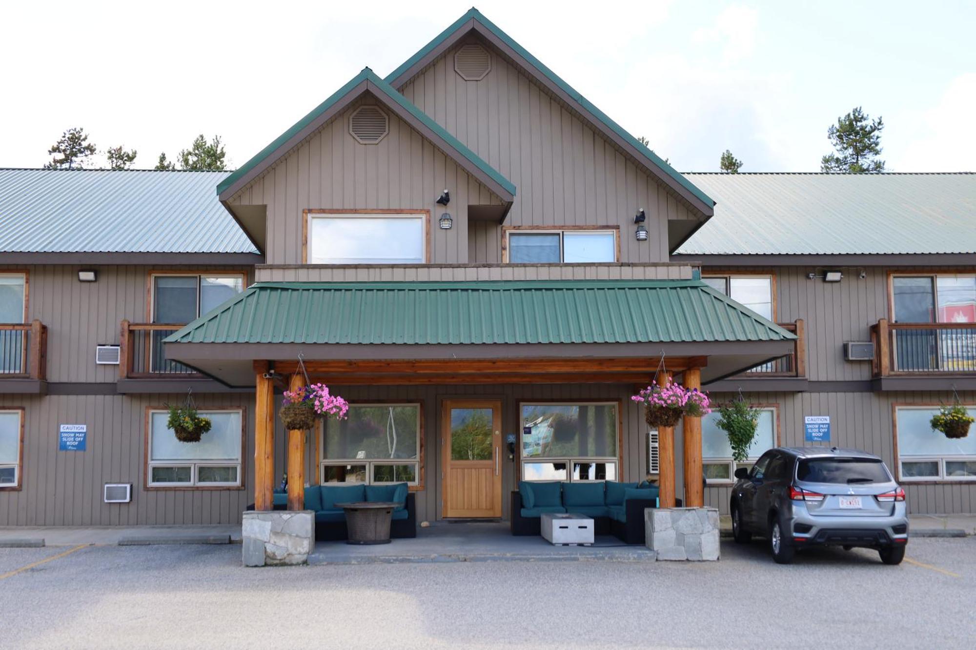 Glacier Mountain Lodge Blue River Exteriör bild