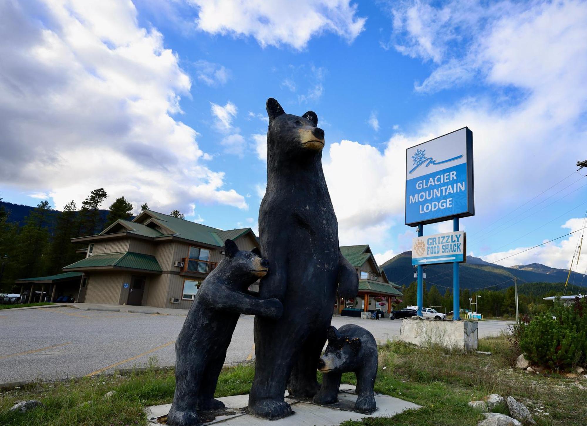 Glacier Mountain Lodge Blue River Exteriör bild